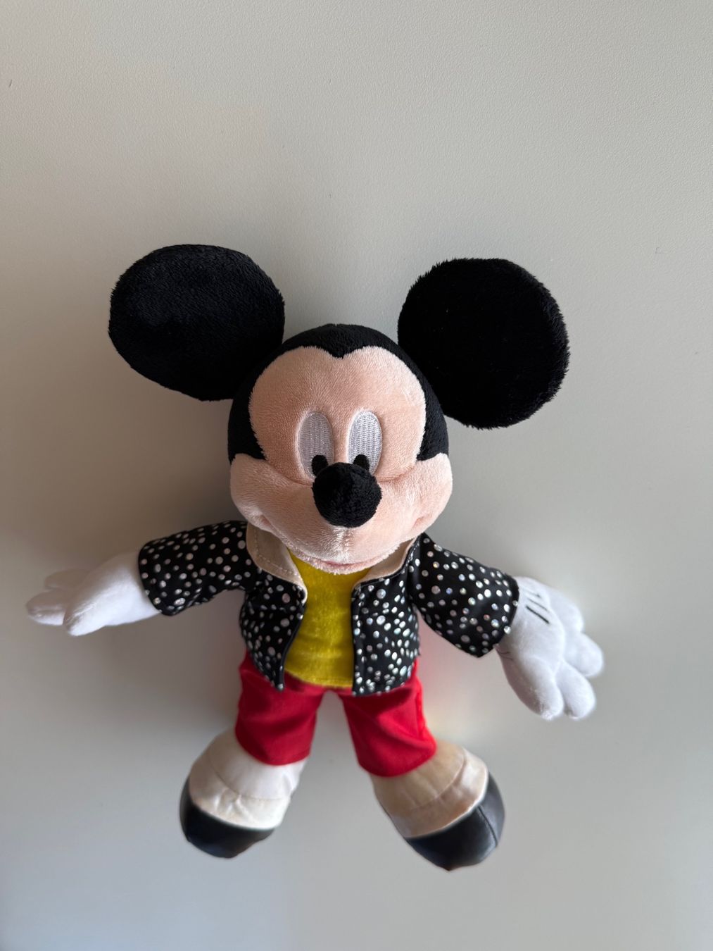 Disney Bambole: Poupée Mickey Mouse, 30 cm – Usato da St-Gingolph venduto da GoldenKeys 1