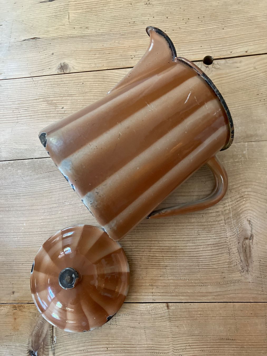 Caraffe: Krug - Emaille - Antik – Usato da Winterthur venduto da pompea 3