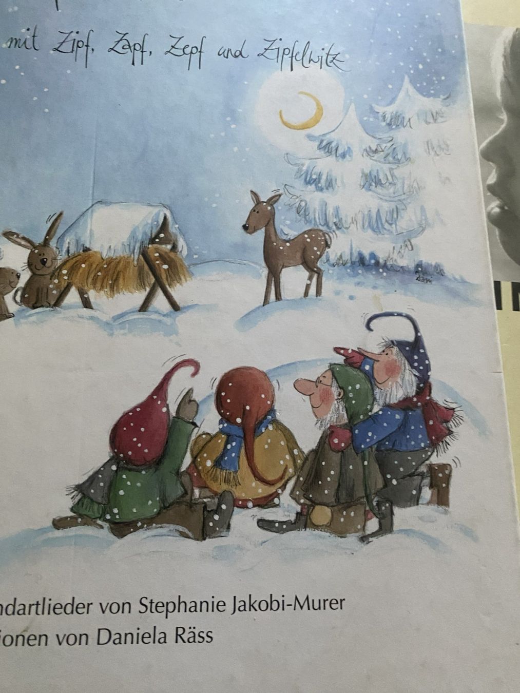 Libri: Advent mit Zipf.Zapf und Zipfelmütze. – Nuovo (secondo la descrizione) da Sachseln venduto da basti1950