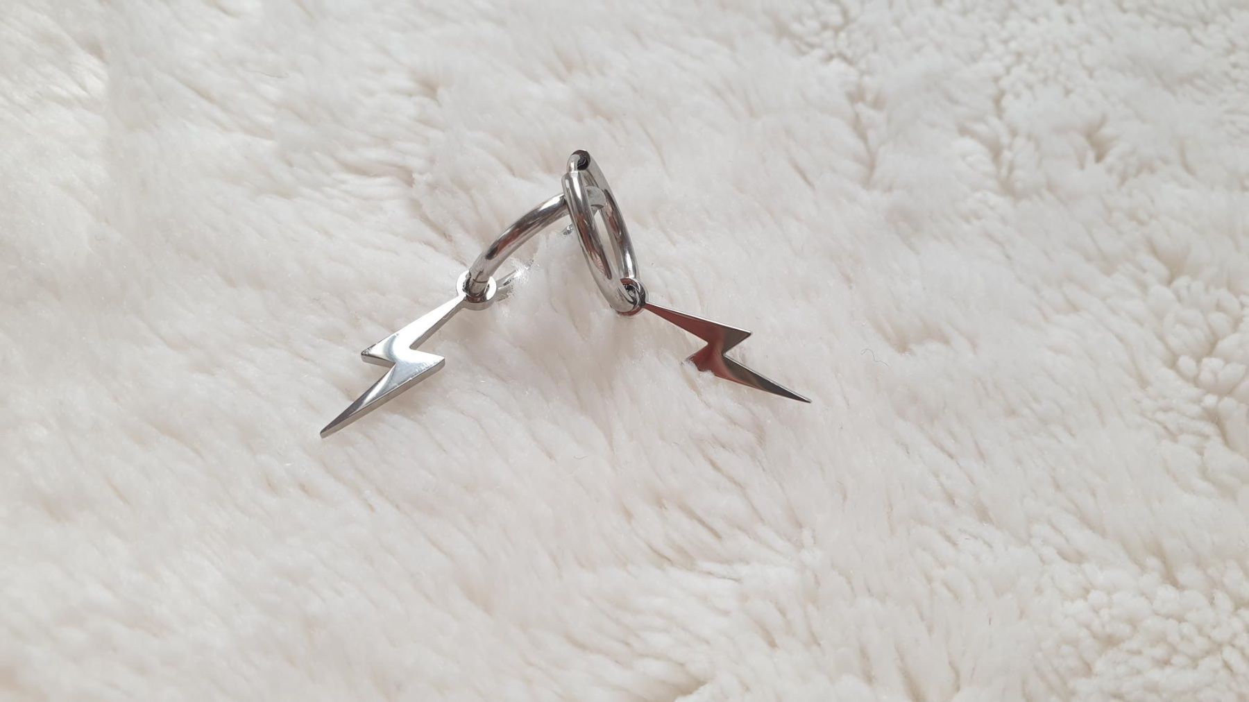 Boucles d'oreille: Ohrringe "Blitz" – Neuf avec emballage d'origine à Würenlos par Abracadabra26 3