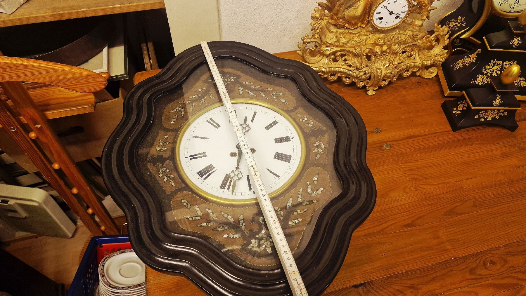 Orologi da terra & Orologi da parete: Antike Uhren Sammlung, diverse Stile & Epochen! – Usato da BERN venduto da Intarsia 1