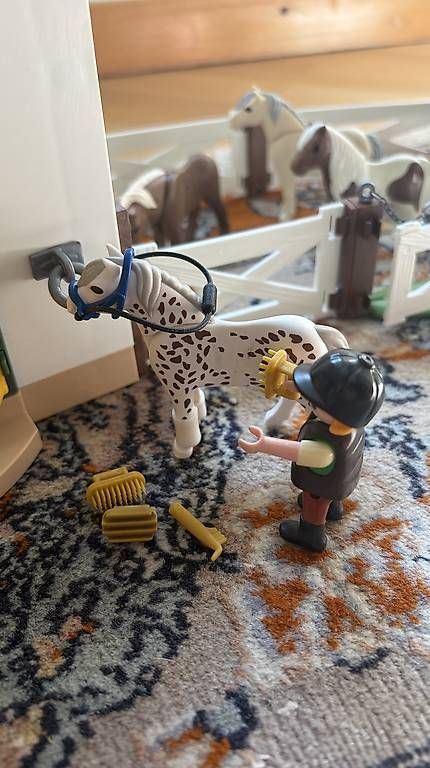 Playmobil Spielzeuge: Playmobil Pferdestall mit Koppel – Gebraucht aus Zürich von Engelhard74 4