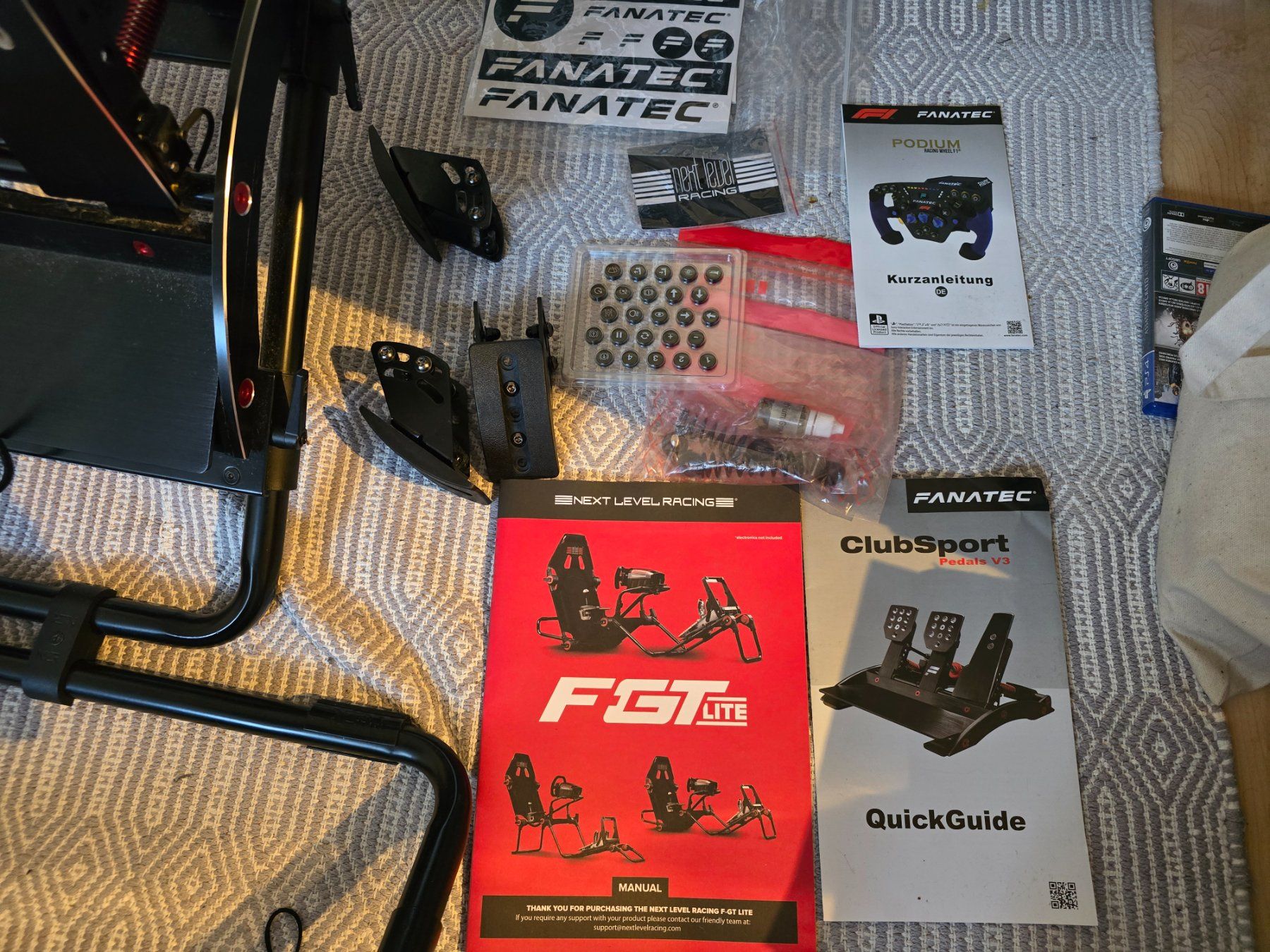Fanatec Controller: Komplettes Sim Racing Setup: Fanatec, Next Level Racing, V3 – Usato da Widnau venduto da Khitomer_1983 5