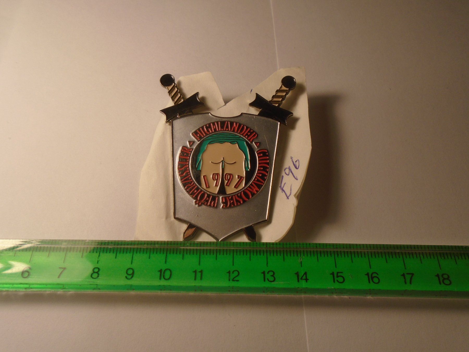 Plaketten & Abzeichen: 1 Highlander Pin ANSCHAUEN (E96) – Gebraucht aus Winterthur von Beli2000 1