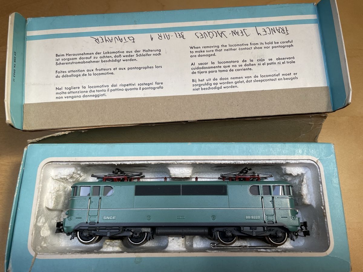 Märklin Modellini di ferrovie: Märklin 3038 BB 9223 Elektrolok SNCF – Usato da Rickenbach ZH venduto da u2540 6