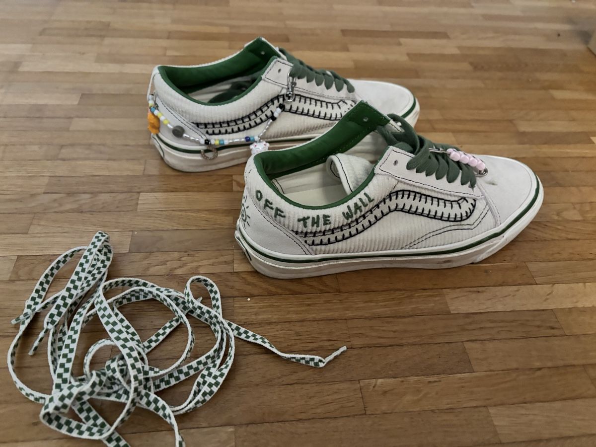 Vans Scarpe da donna: Vans Sneaker Gr.38 1/2 Special Edition (w) – Usato da St. Gallen venduto da heartbug 3