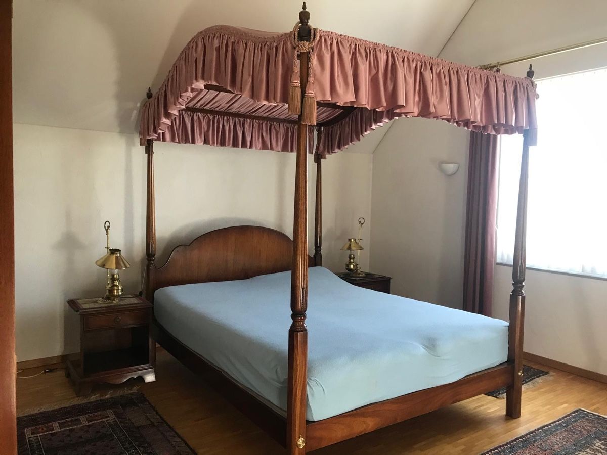Betten: Himmelbett Im englischen stile – Gebraucht aus Flawil von Andrin.g97 2