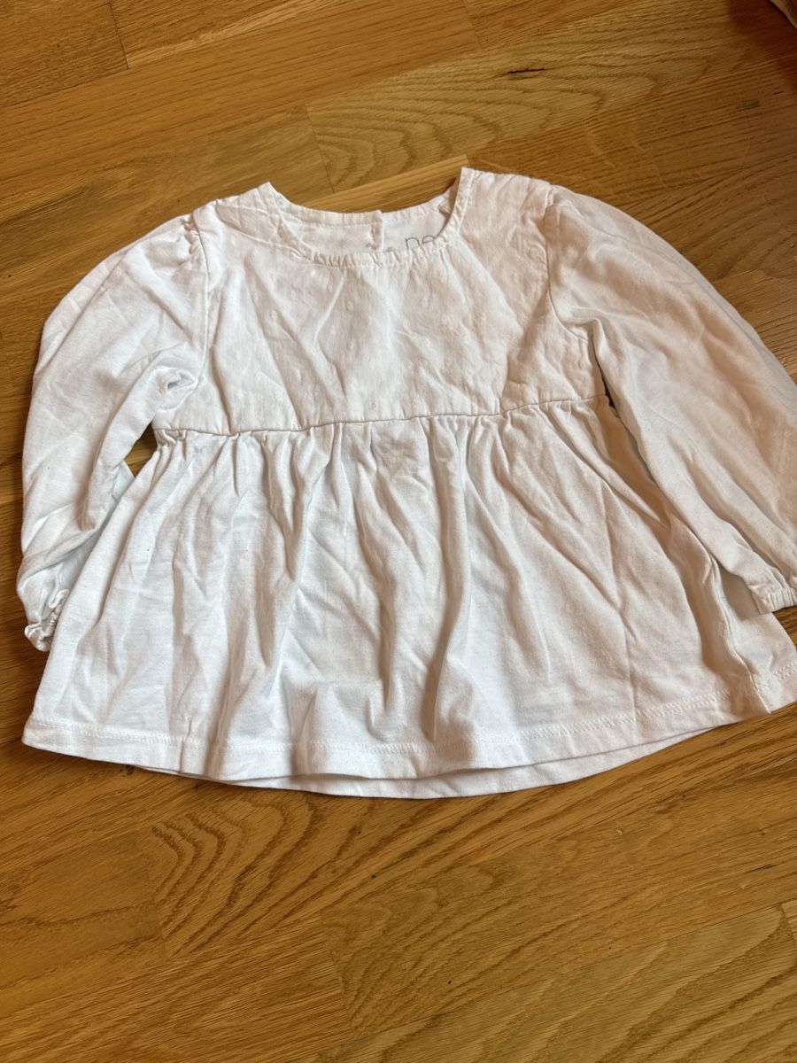 Pullover & Sweatshirts: 3 Langarmshirts Mädchen, Grösse 86 – Gebraucht aus Ottikon von Domito 3
