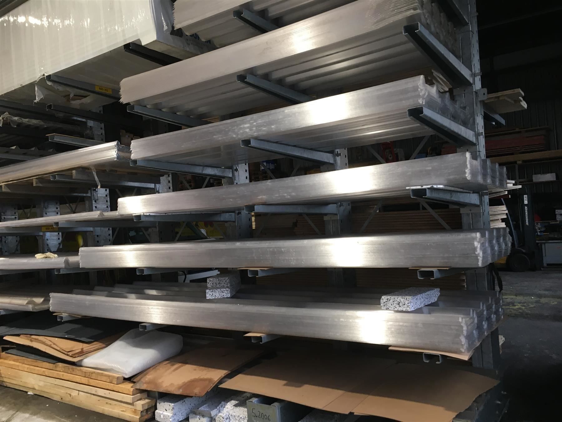 Sonstige Baumaterialien: Lichtplatten in Polycarbonat 3.50 m / Preis 25.--pro m2 – Neu (gemäss Beschreibung) aus Wiedlisbach von isopaneel 3