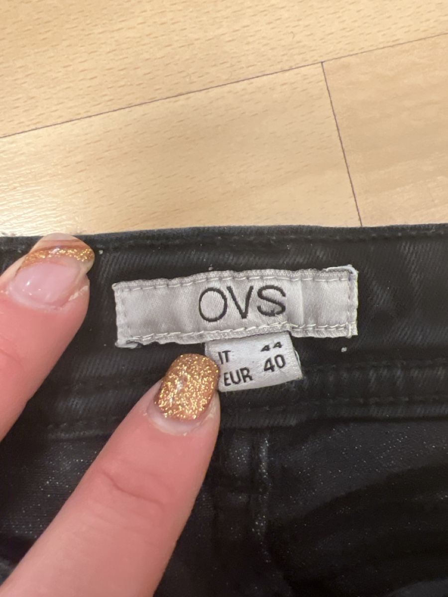 Pantaloni: Schwarze Hose Damen Gr. 40 – Usato da Thun venduto da Golden-Gate 1