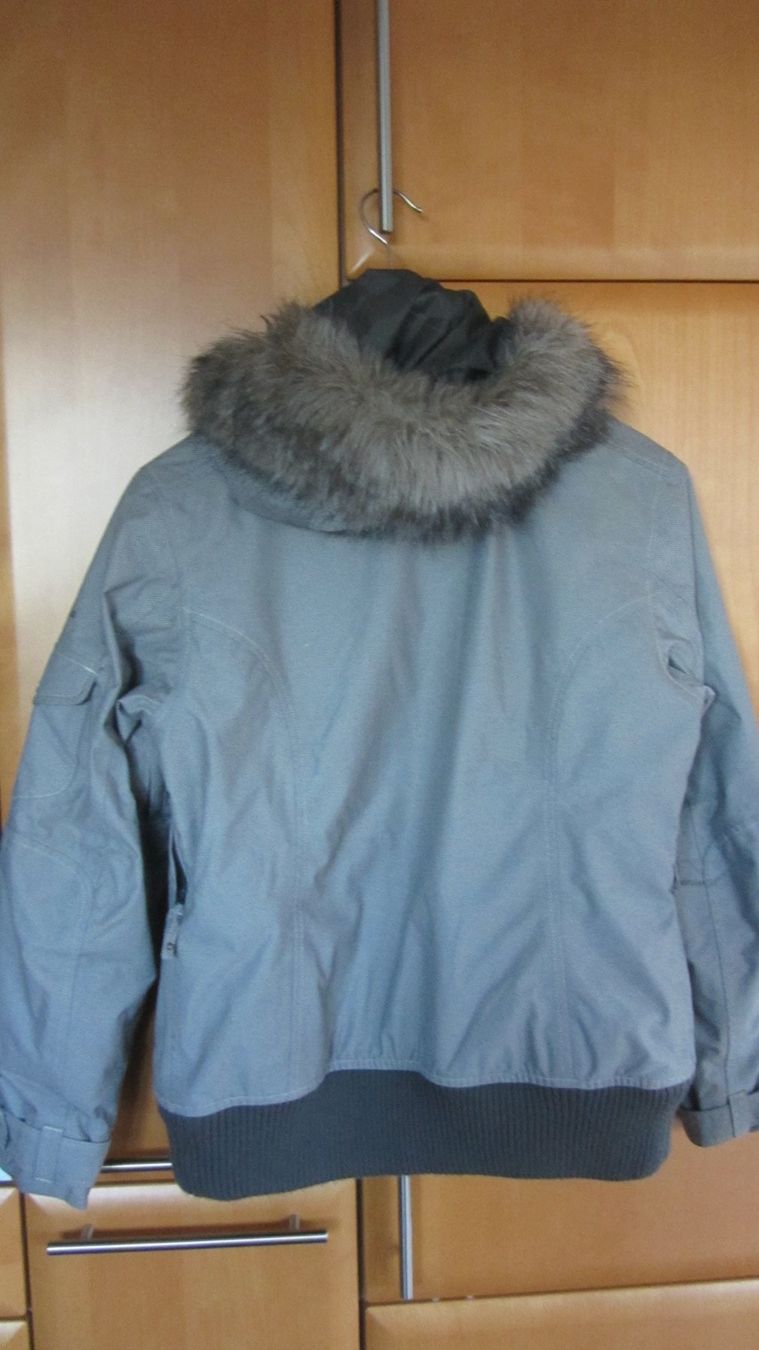 Columbia Jacken & Mäntel: Veste Columbia avec capuchon taille S – Gebraucht aus Oberried FR von berg04 1