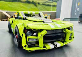 LEGO Technic Ford Mustang Shelby GT500
