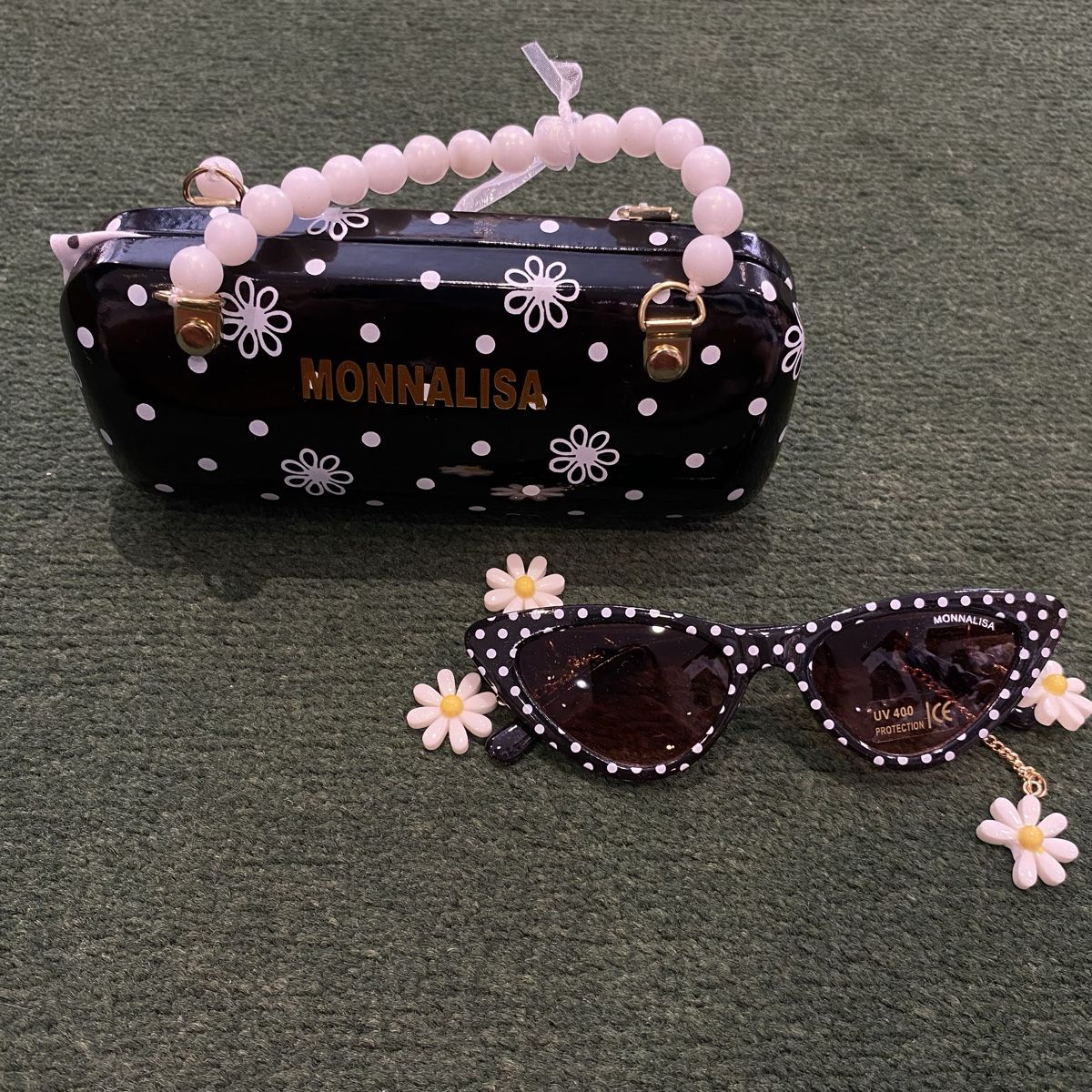 Occhiali & Lenti: Lunettes de soleil Monnalisa  – Nuovo (secondo la descrizione) da Lens venduto da Missminibulles