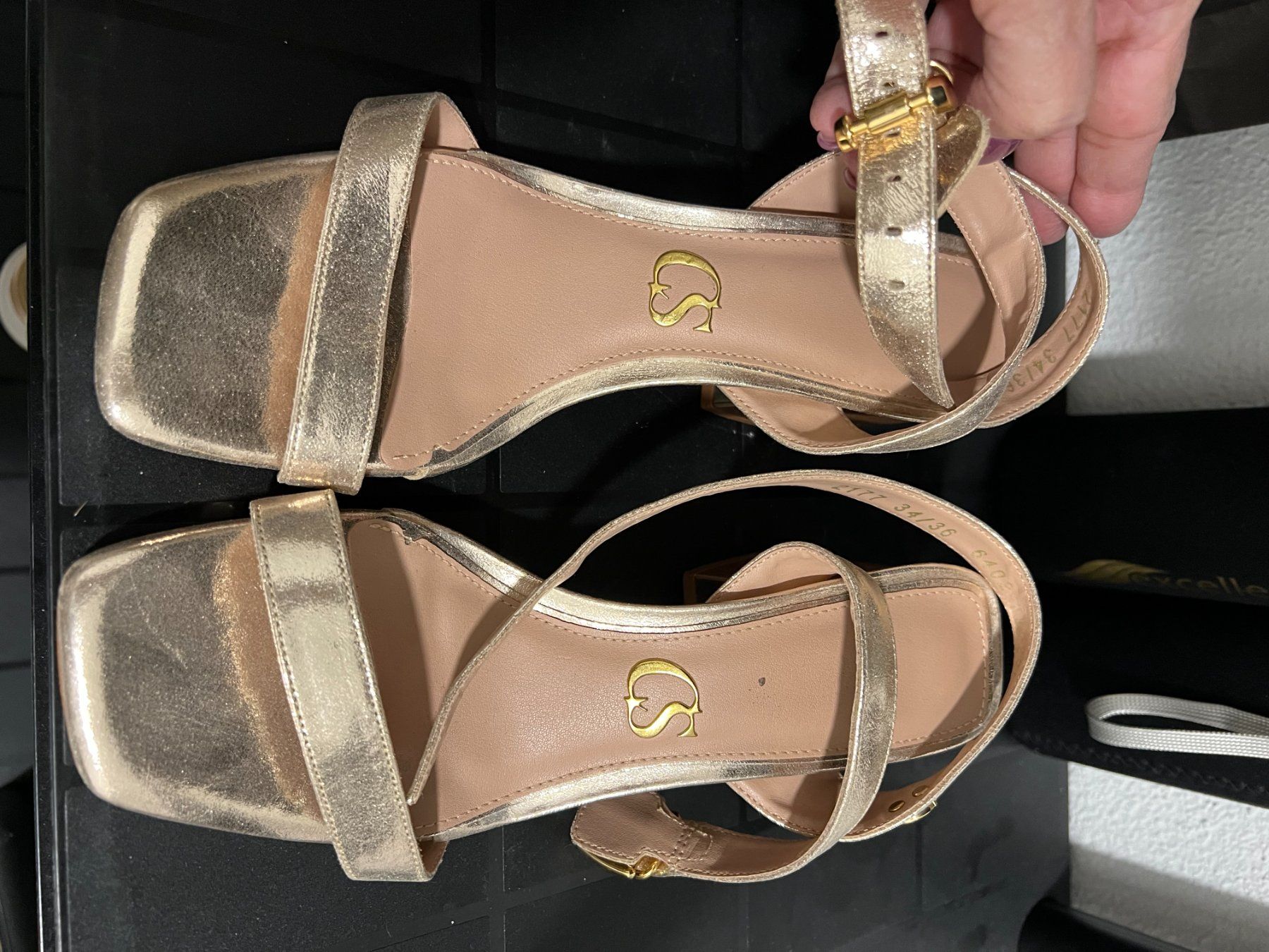 Scarpe da donna: Sandale Nr. 36 – Nuovo (secondo la descrizione) da Olten venduto da FloraAroma 2