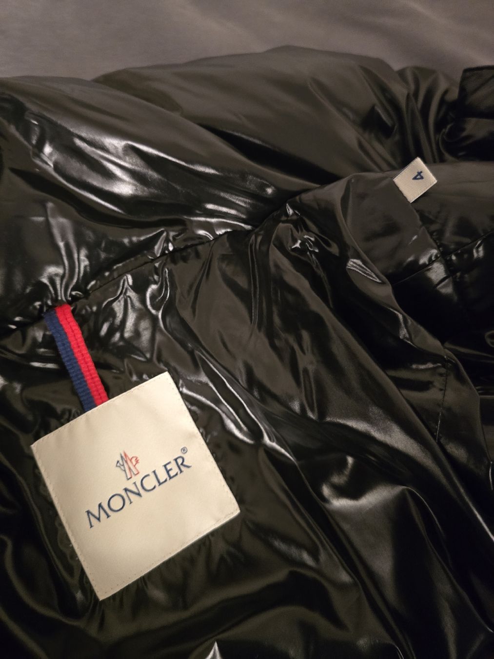 Moncler Giacche: Original Moncler Daunenjacke – Nuovo (secondo la descrizione) da Gattikon venduto da lavric_d 9