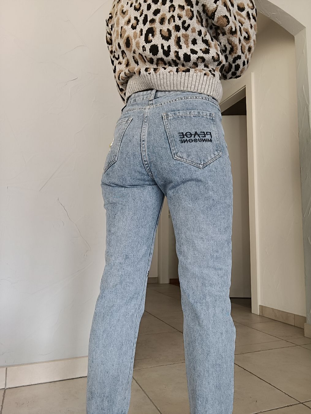 Jeans: JEAN IMPRIMÉ 34 – Usato da Sierre venduto da shirley04 5