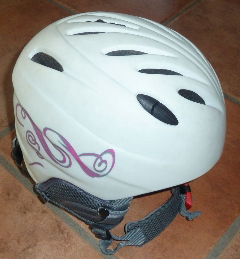 Caschi: Skihelm Gr 50-54 / XS-S – Usato da Ruggell venduto da Dolce9
