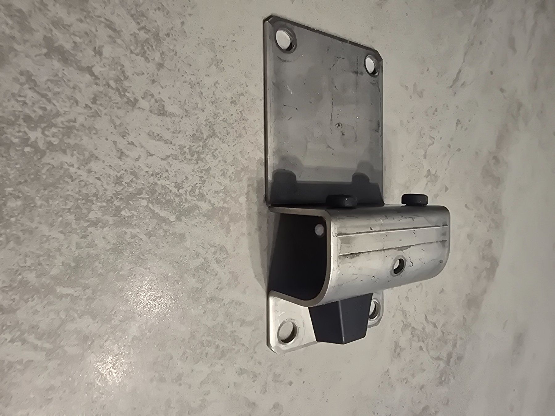Ferramenta: butee inox de sol pour portail – Nuovo e nell'imballaggio originale da Perly venduto da JevidemaMaison 1