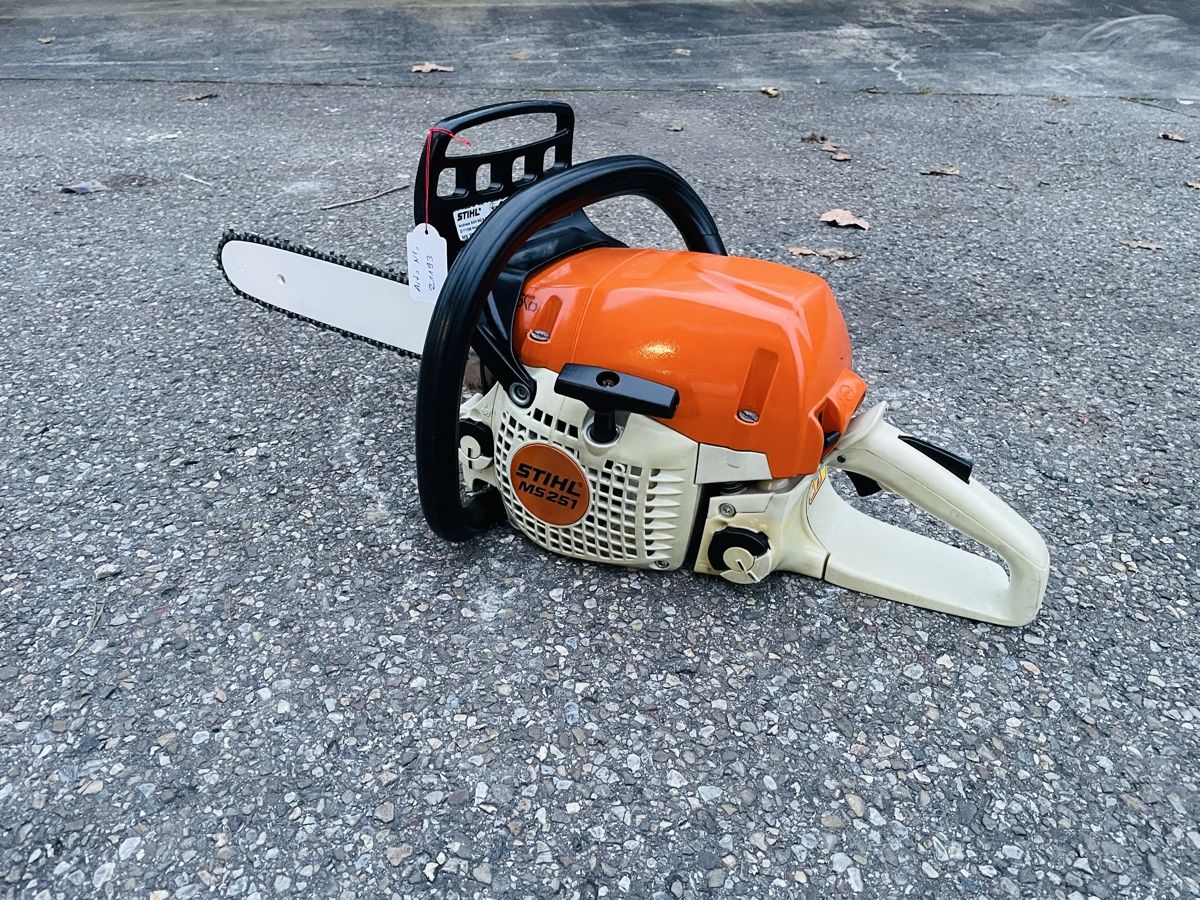 Stihl Seghe: Motorsäge Stihl MS 251 Profi – Usato da Würenlos venduto da Shop_Shop 4