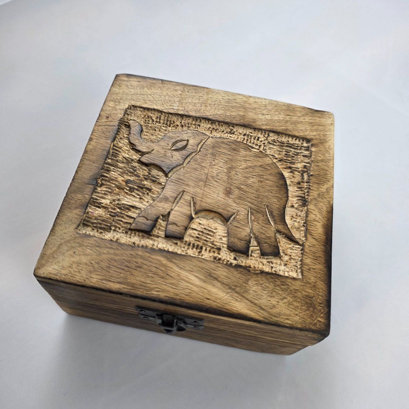 Coffrets à bijoux: Holz Schmuckbox mit Elefant – D'occasion à Wald ZH par Martin79 3