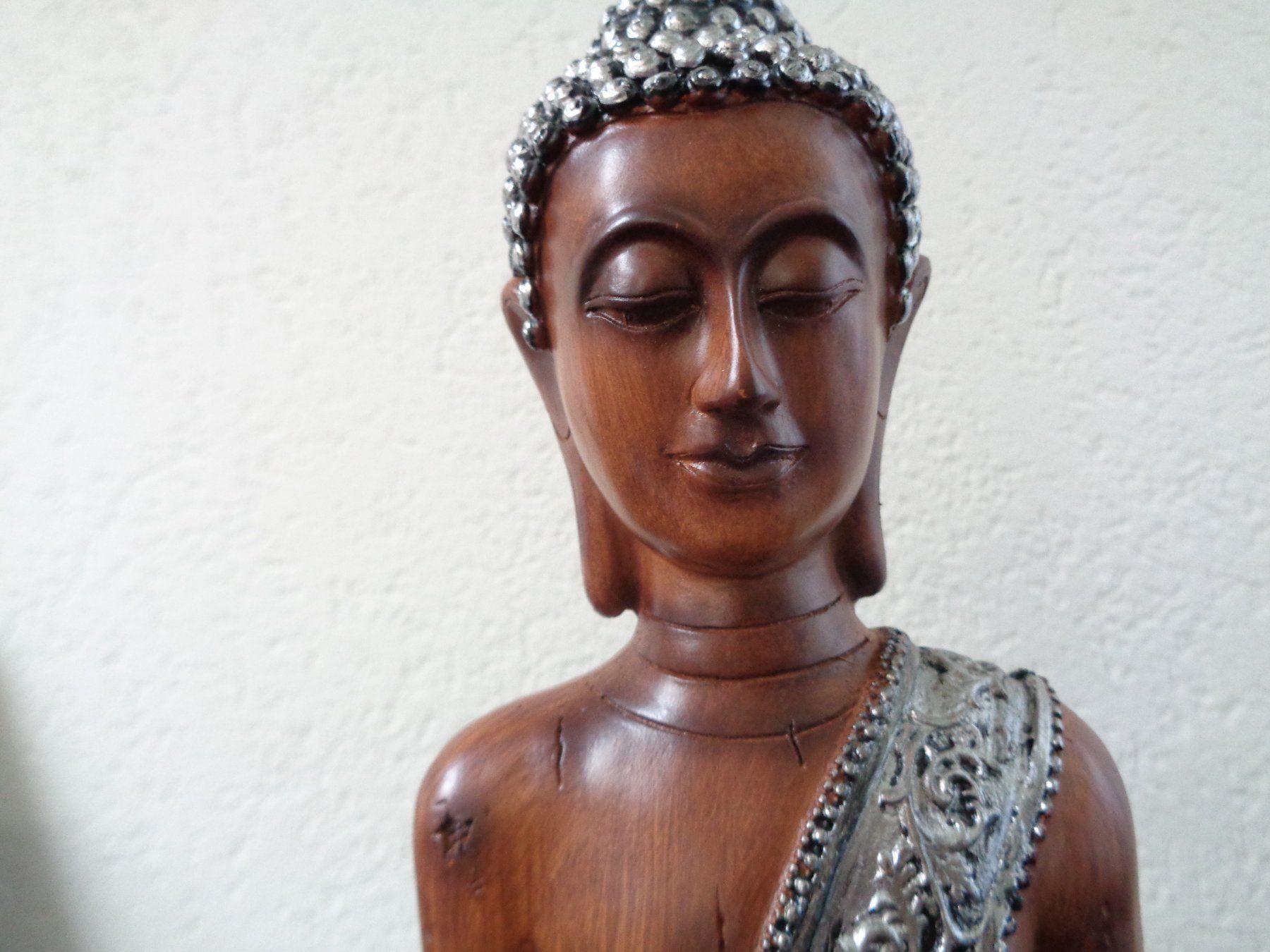 Skulpturen & Statuen: Buddha Statue (34 cm) – Neu und originalverpackt aus Langenbruck von Gumsi 2