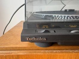 Plattenspieler Technics FGservo SL-BD 22D