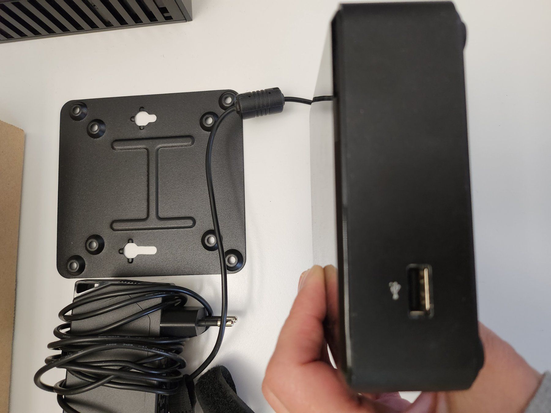 Intel PCs: Intel nuc DC3217IYE – Gebraucht aus Zürich von OBJECT8047 2