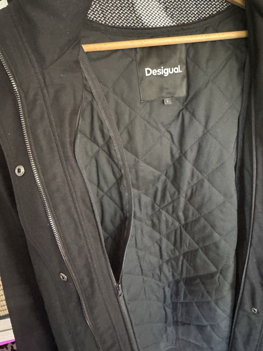 Desigual Cappotti: DESIGUAL Parka Grösse L – Nuovo (secondo la descrizione) da St. Gallen venduto da Livcastoldi 3