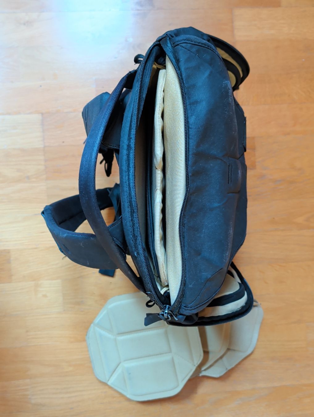 Peak Design Sacs à dos: Peak Design Everyday Backpack V1 – D'occasion à Zug par Gmask 3