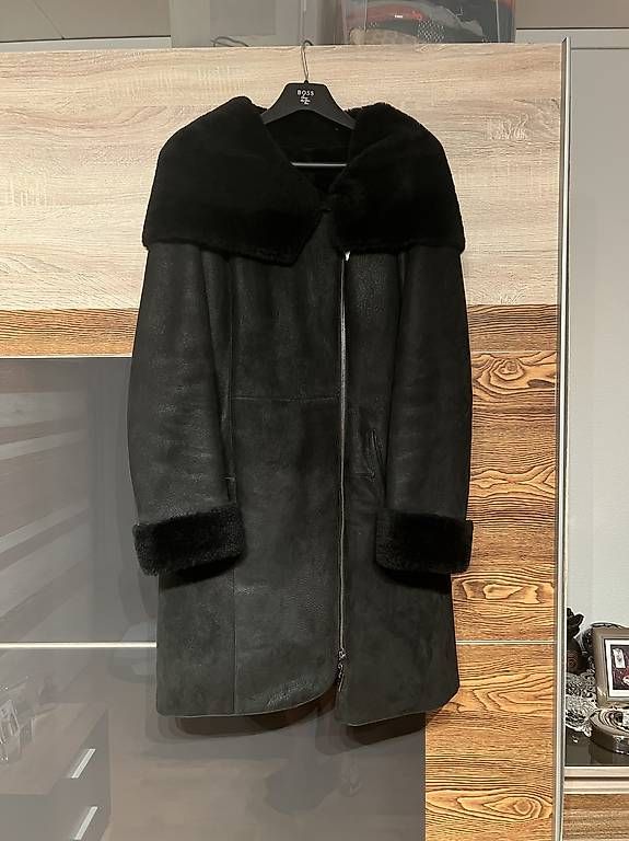 Cappotti: Mantel Jacke Echt Pelz – Nuovo (secondo la descrizione) da Bern venduto da Gat72