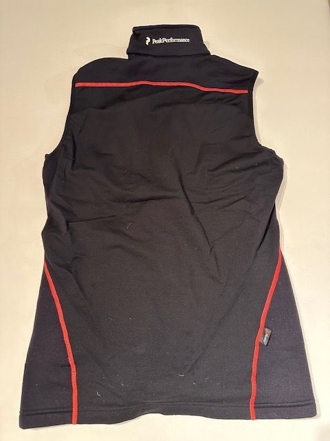 Peak Performance Gilet & Giacche: Peak Performance vest – Usato da Dallenwil venduto da ZD2019 3