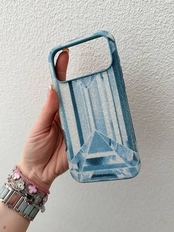 Swarovski Cover & Protezioni schermo: Swarovski Hülle iPhone 17 Pro Max – Usato da Rotkreuz venduto da andgav11