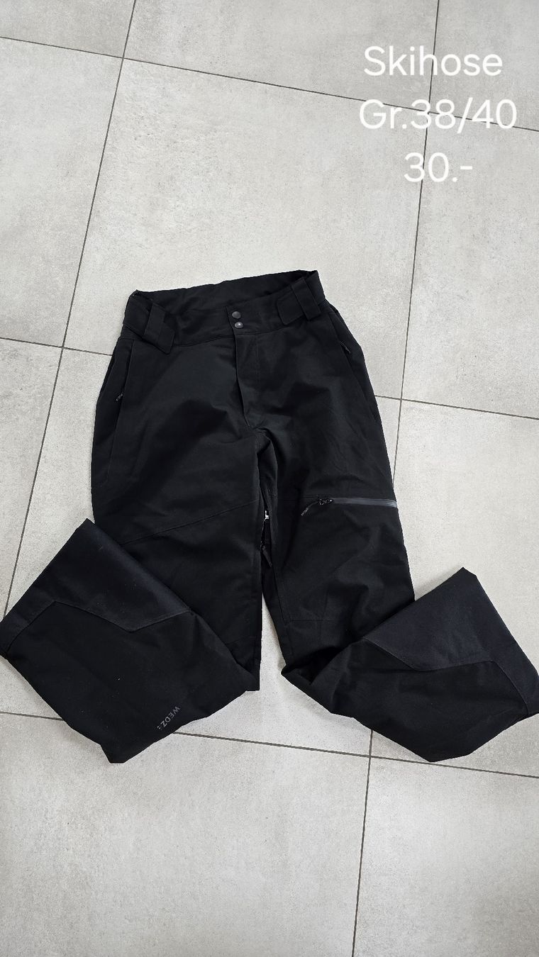 Sci: Skijacke und Skihose – Usato da Lyss venduto da Ramona94 1