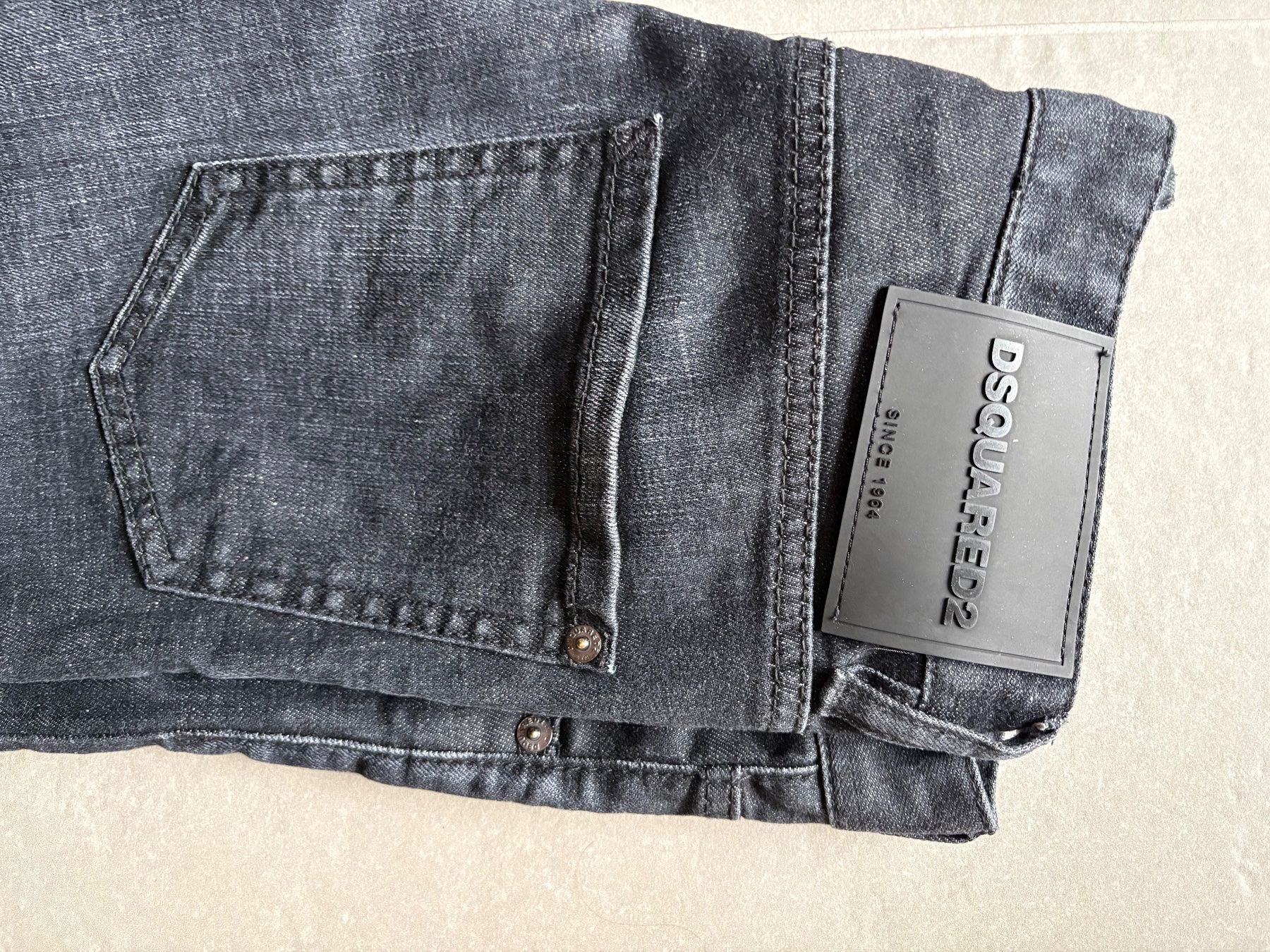 Dsquared2 Jeans: Dsquared 2 Jeans Skinny – Neu (gemäss Beschreibung) aus Romont BE von n.gfeller 2