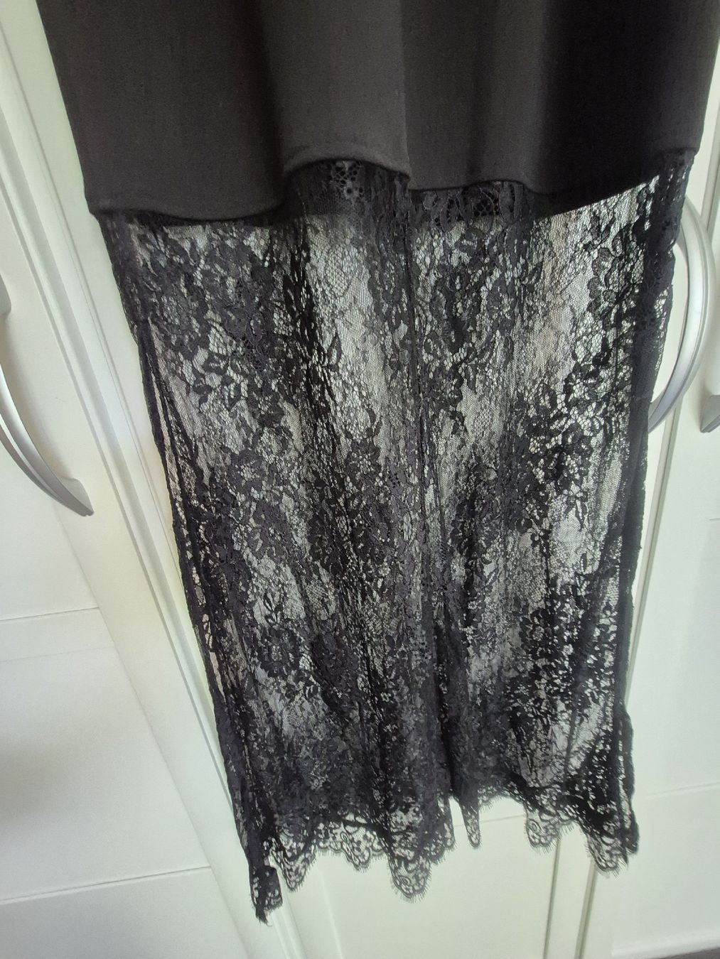 Guess Kleider: Guess Kleid schwarz Grösse M / 38 Spitzen-Einsätze – Neu (gemäss Beschreibung) aus Au ZH von fundgruebli 1