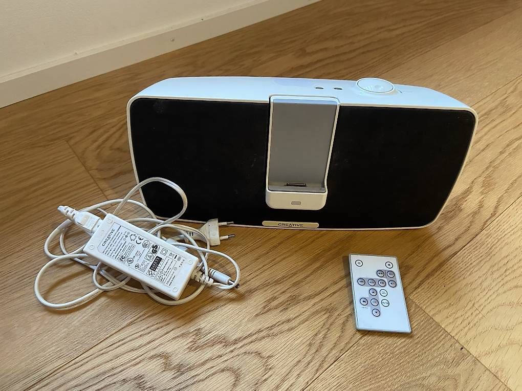 Lautsprecher: CREATIVE D200 Musikbox – Gebraucht aus Bern von jul_psg2