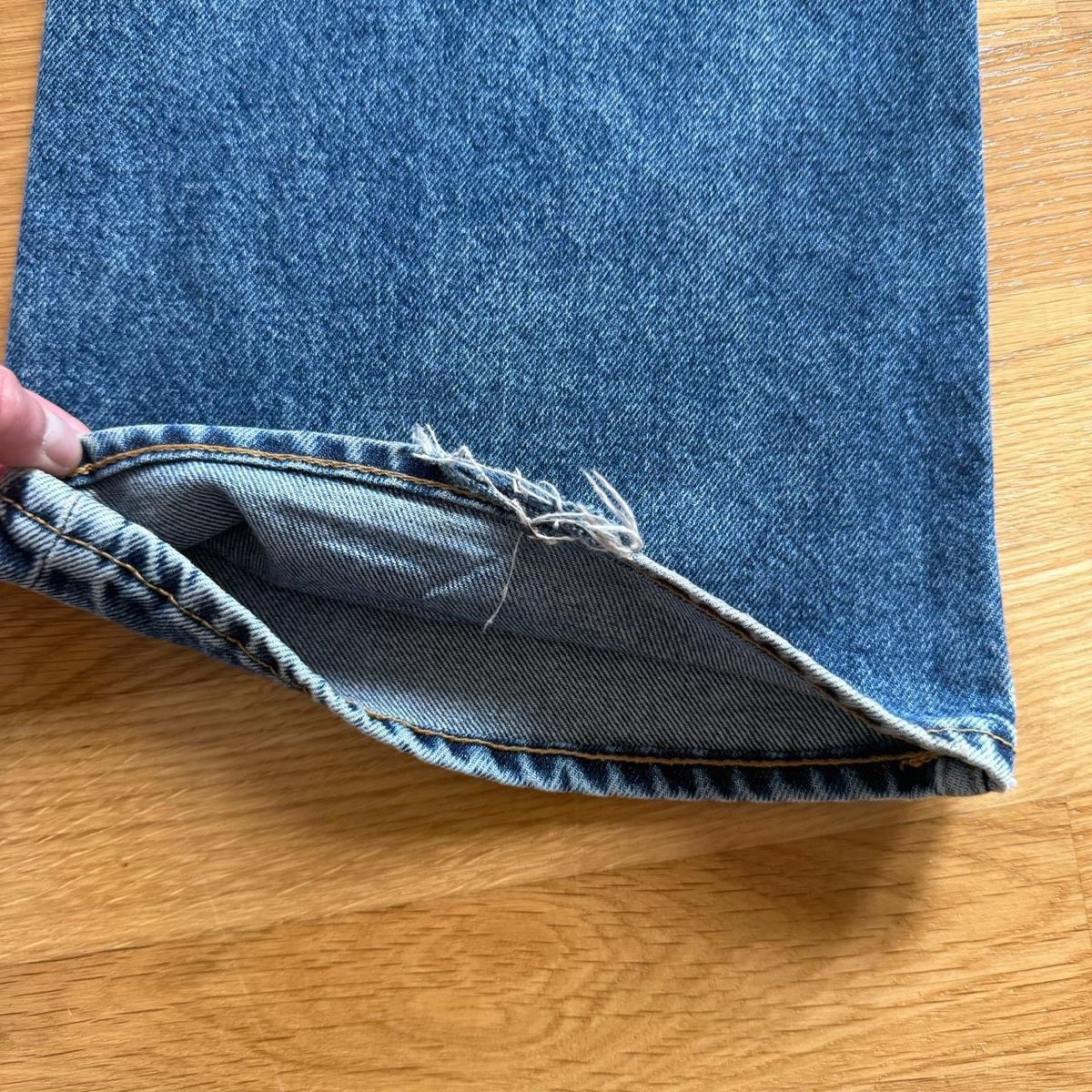 Jeans: COS Bootcut Jeans – Usato da Zürich venduto da sam_g2zl 4