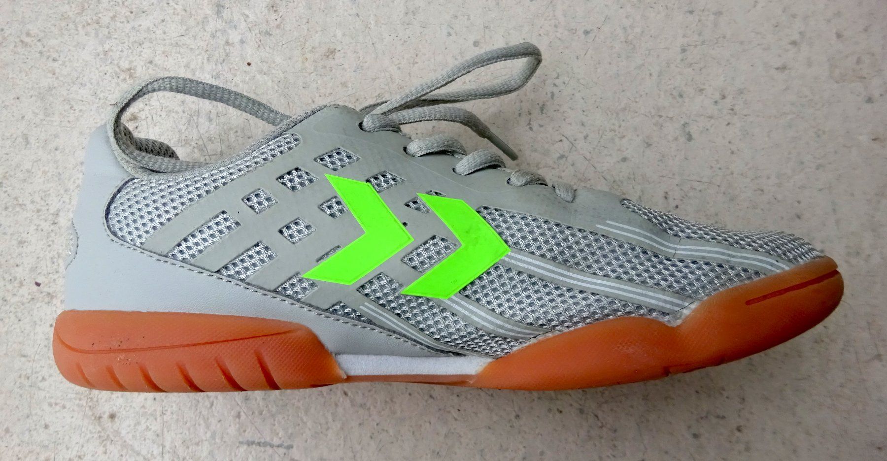Hummel Scarpe da uomo: Hummel Turnschuh Gr. 36 – Usato da Luzern venduto da Simsam567