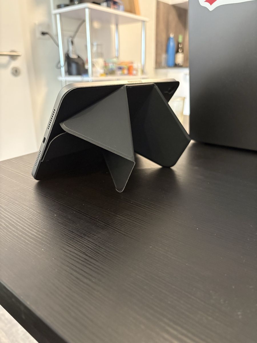 Apple Tablettes PC: Apple iPad mini (A17 Pro) – D'occasion à Wettingen par den_x2qq 7