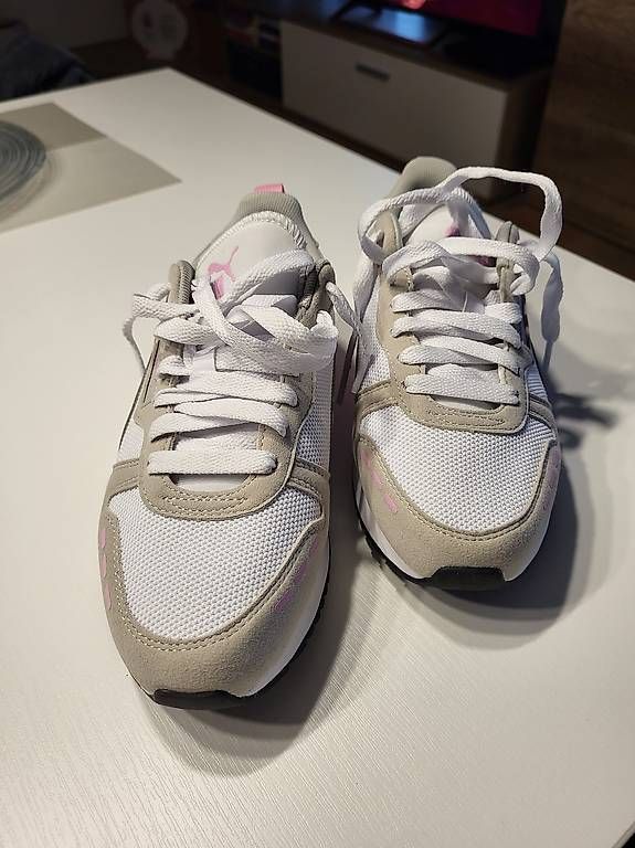 Puma Damenschuhe: Neue Puma Schuhe,  Grosse 37,5 – Neu (gemäss Beschreibung) aus Suhr von lul_87gh