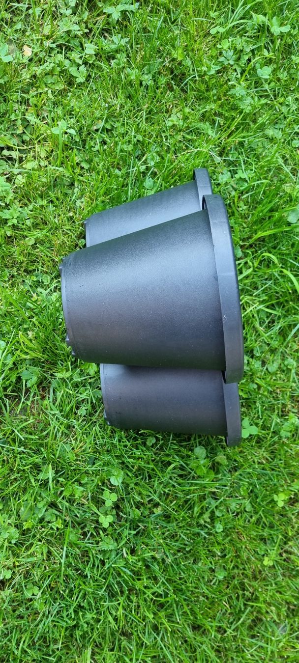 Vasi per fiori: Blumentopf 3 zusammen Schwarz neu – Nuovo (secondo la descrizione) da egliswil venduto da Maggy6 1