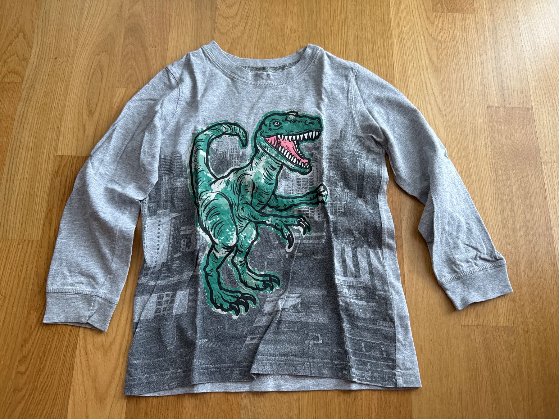 Camicie, T-shirt & Polo: Langarmshirt Gr. 128 – Usato da Zürich venduto da Lucinka21