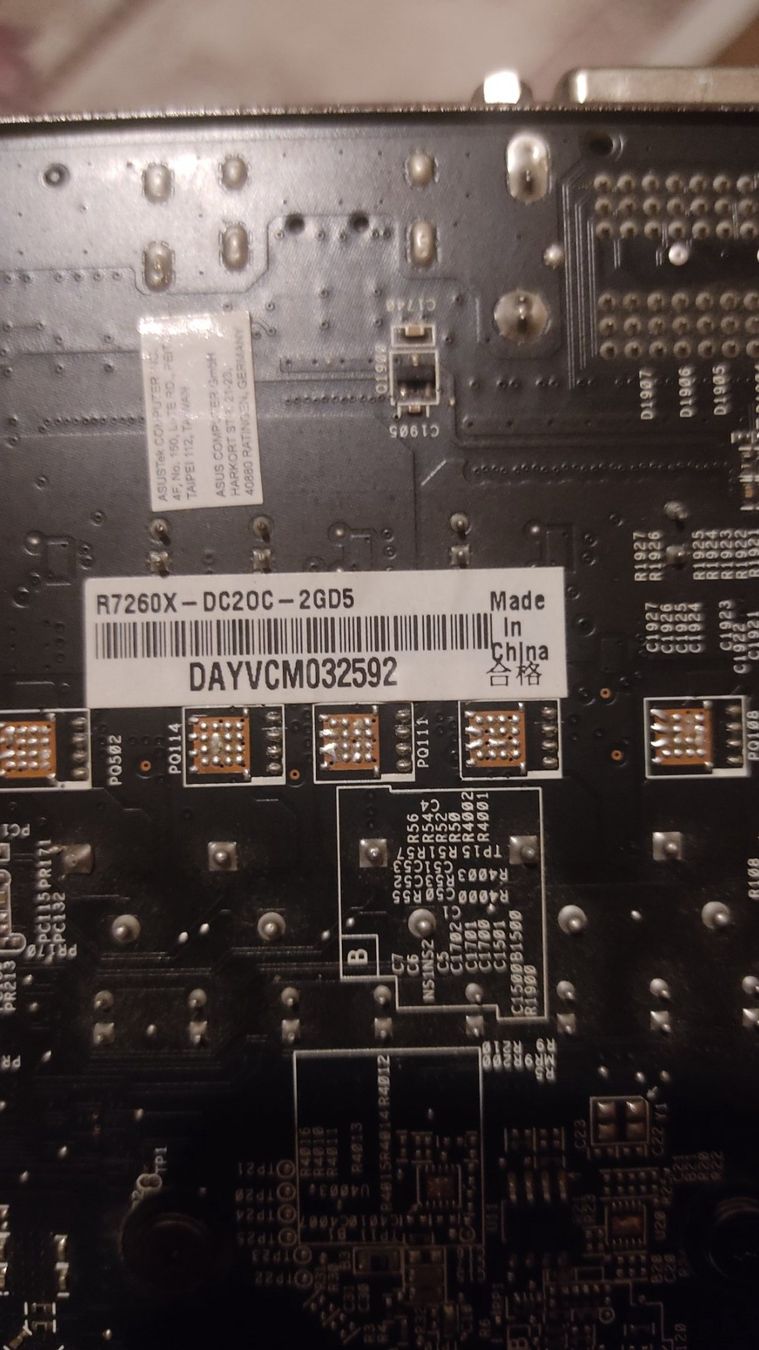 Asus Schede grafiche: Asus R7 260x Grafikkarte – Usato da Ibach venduto da O__s 3