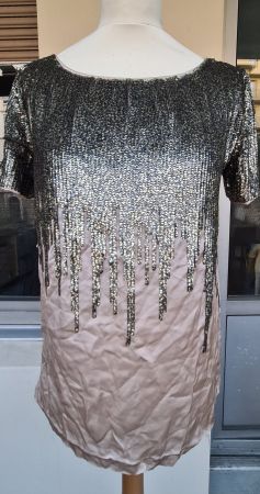 Top en soie avec paillettes brodées taille xs-coupe t-shirt
