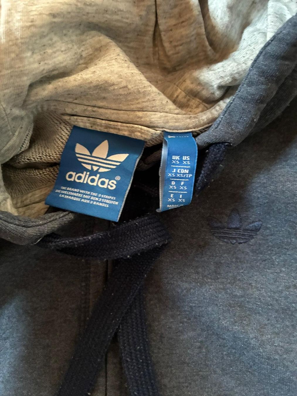 Maglioni & Felpe: ADIDAS DAMEN KAPUZENPULLOVER Gr. XS – Nuovo e nell'imballaggio originale da winterthur venduto da MEAhealingBrush 1