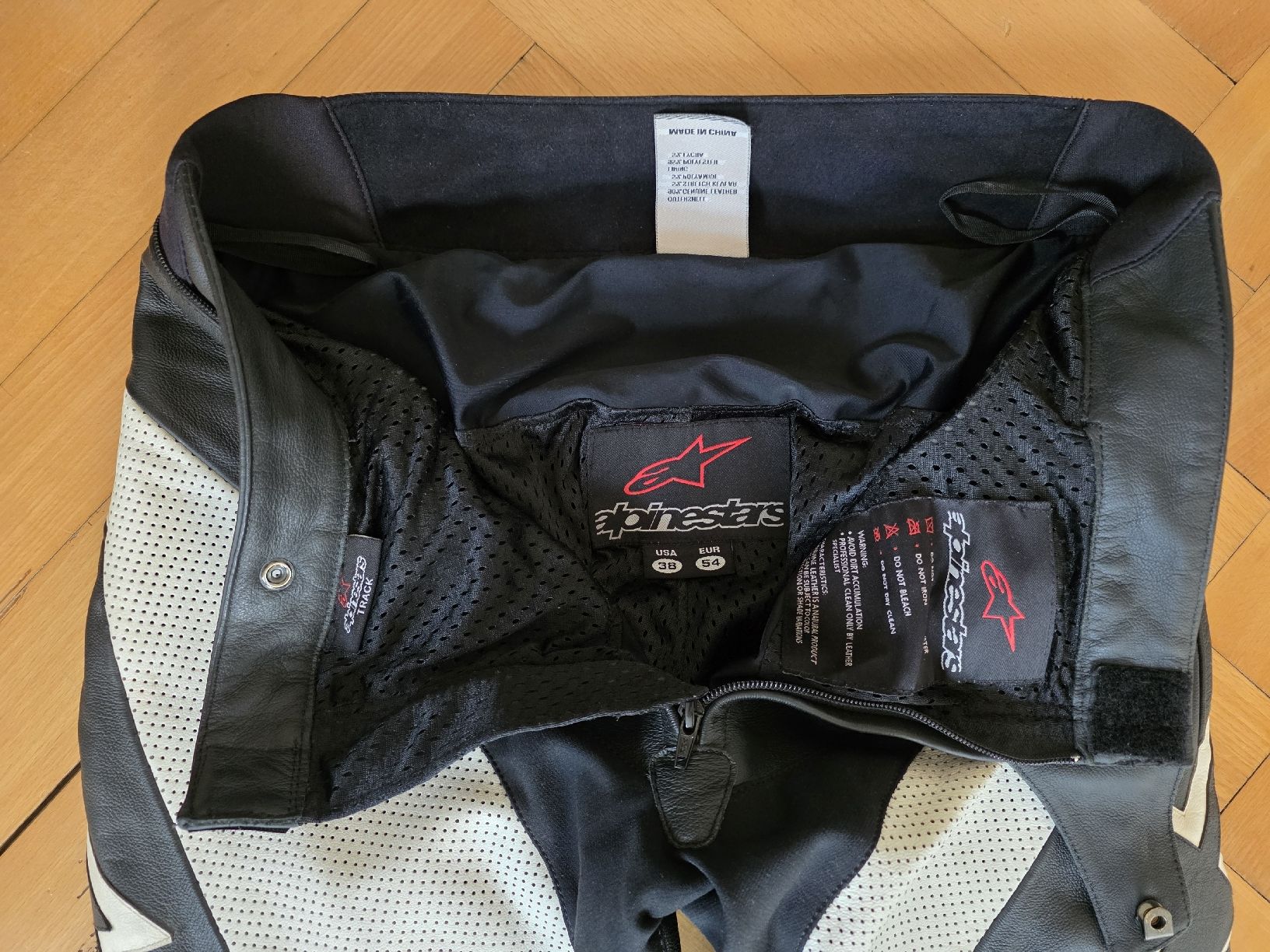 Alpinestars Pantaloni: Alpinestars Motorrad Lederhose Gr.56 – Usato da Meilen venduto da nashorn82 2