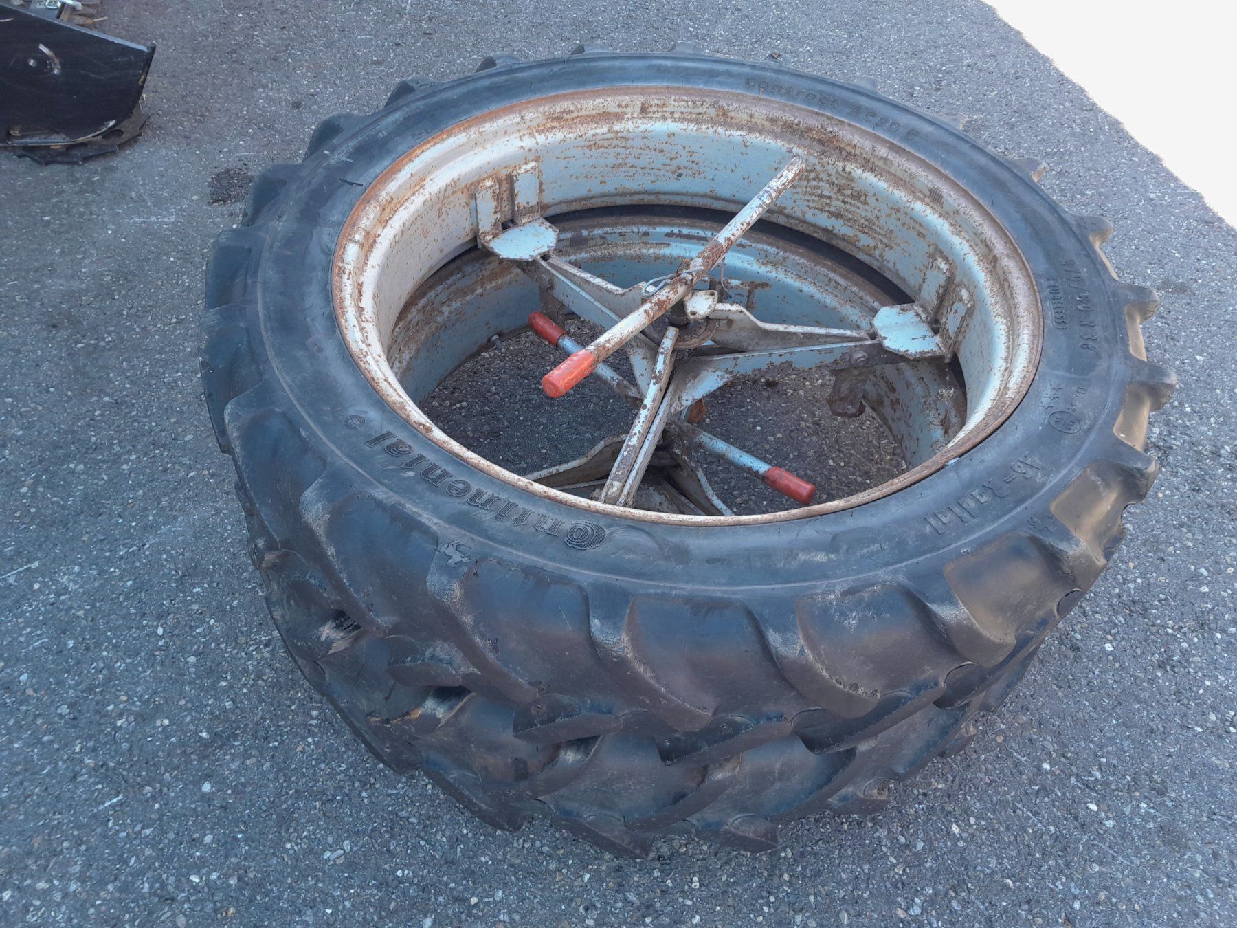 Pneumatici & Ruote complete: Doppelrad Müller 270/80R36 – Difettoso da Menzingen venduto da Staub-Landtechnik