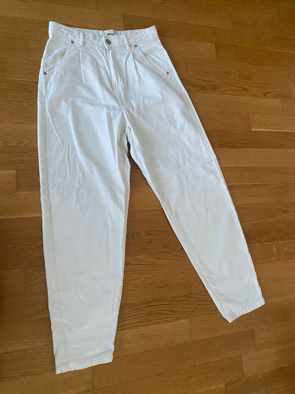 Only Jeans: weisse Jeans ONLY Gr. XS – Usato da Riedholz venduto da lenibeni03