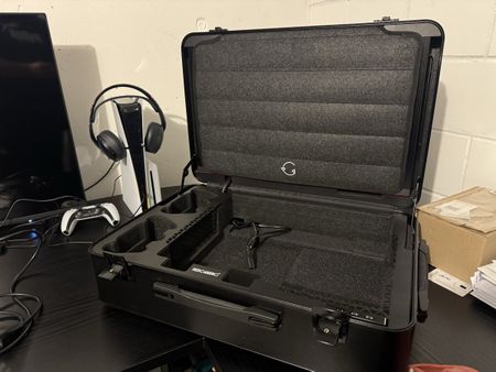 PS5 Gaming Koffer/Versand möglich /Garantie bis 2028