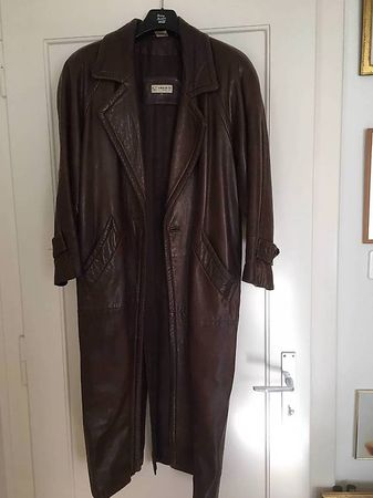 Manteau en cuire pour dame